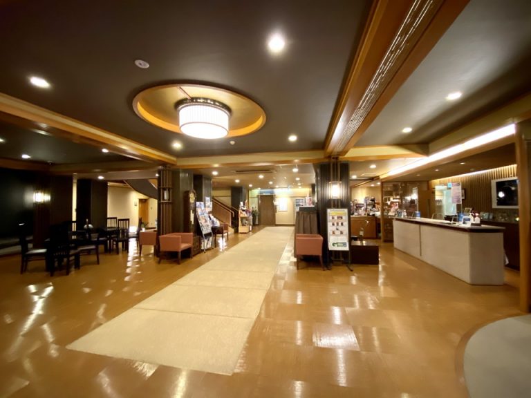 ロビー全体(2)