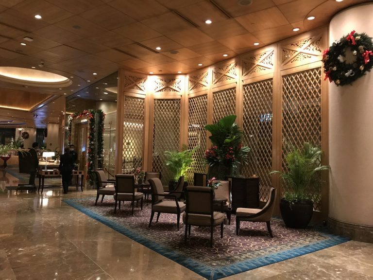 エントランス内観(2)