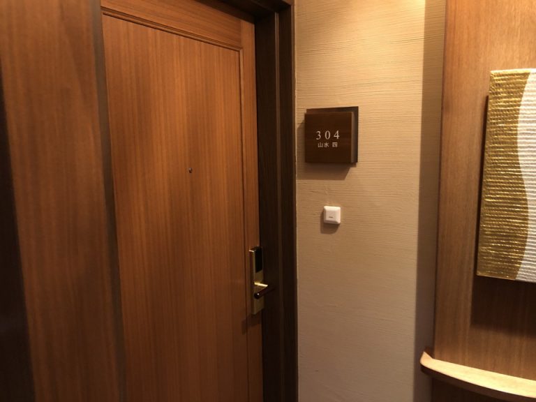 山水304ドアです。(1)