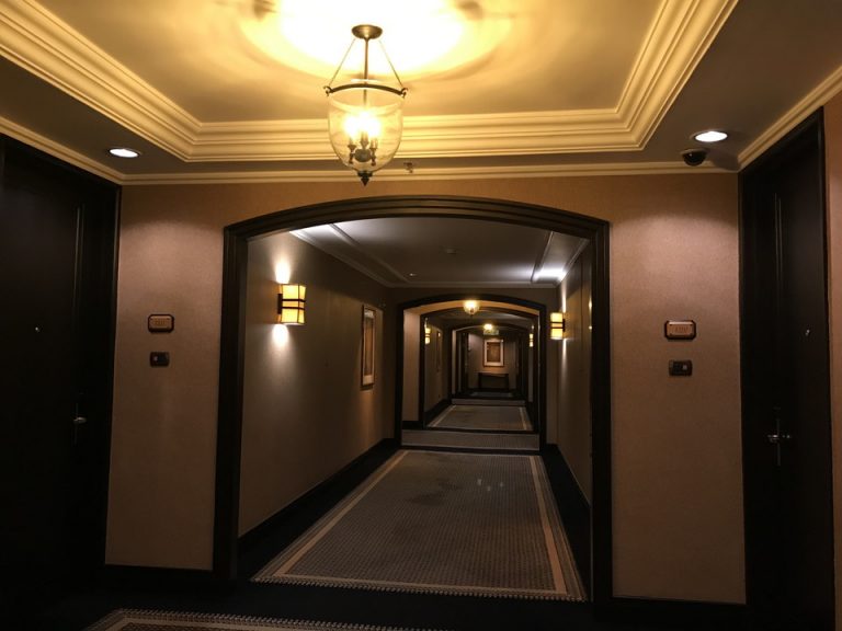客室階廊下全体