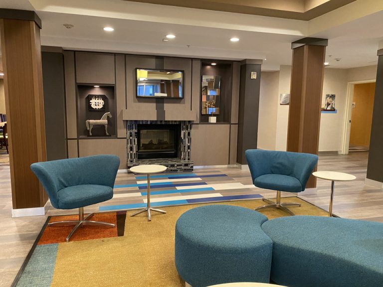 馬をモチーフにしたフロントデコレーション