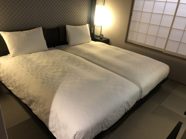 ベッド全体