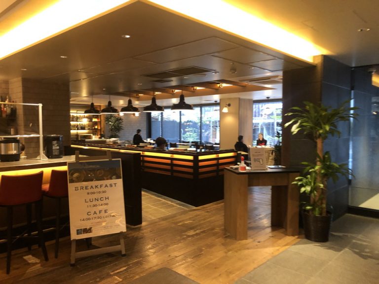 ホテル内レストラン