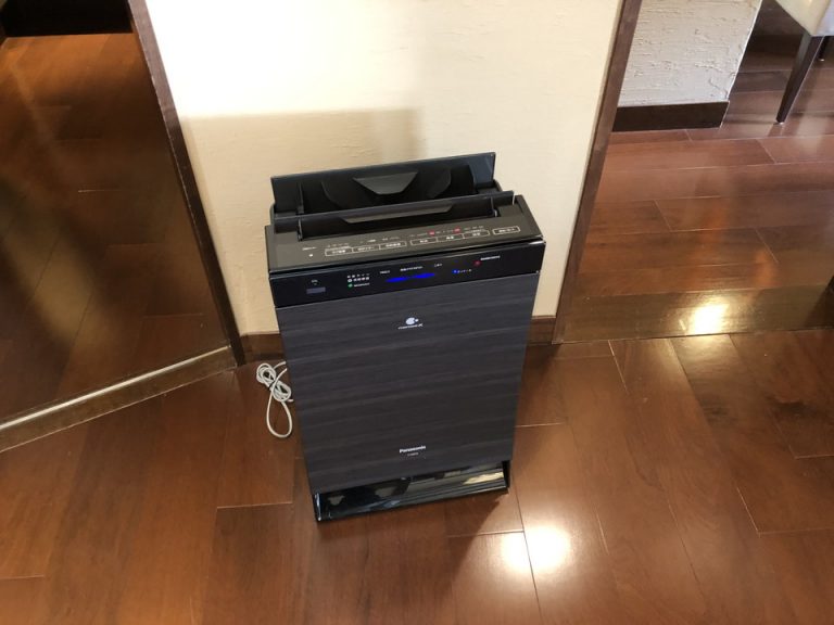客室内加湿空気清浄機です。