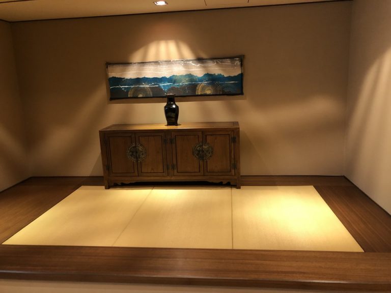 施設内に様々な作品が展示されております。