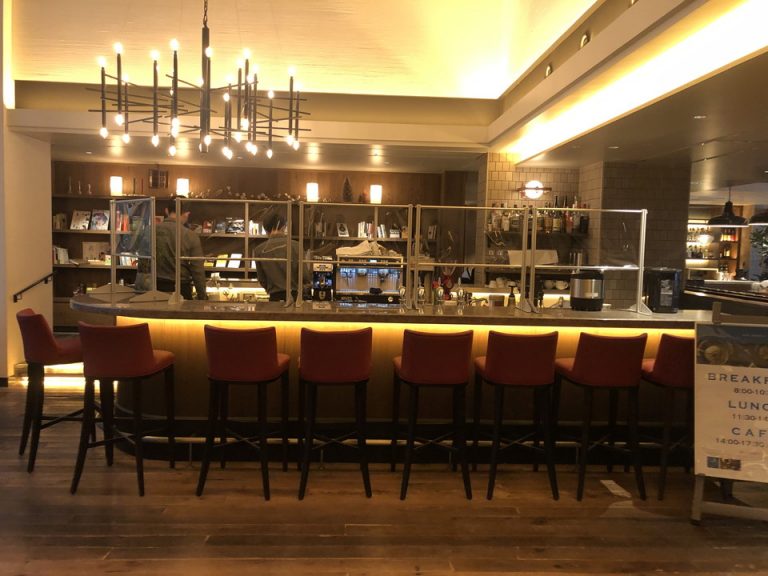 ホテル内レストラン(1)