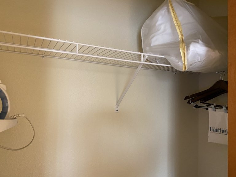 クローゼット内