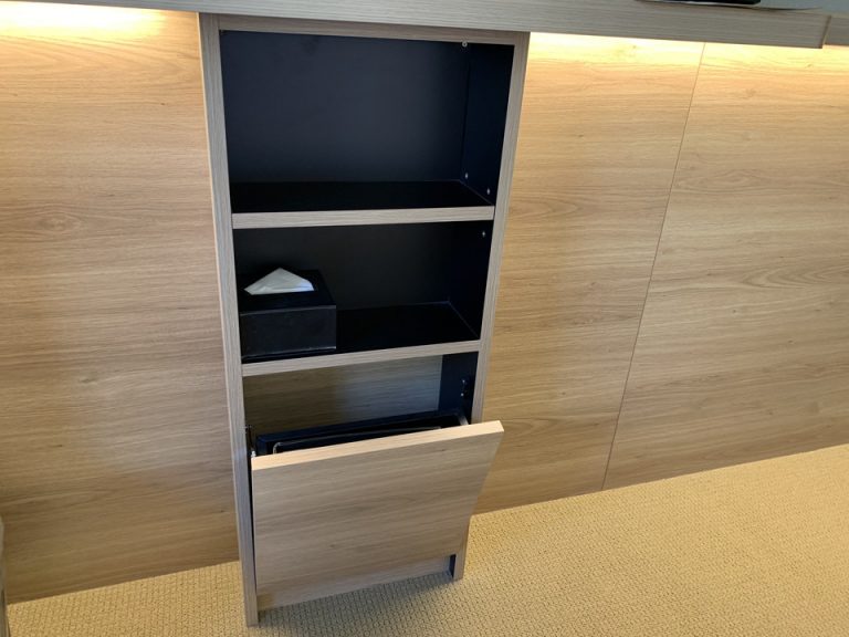 テレビ下棚