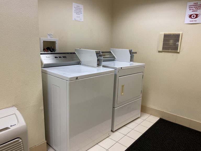 ランドリー、ドライヤーもありました