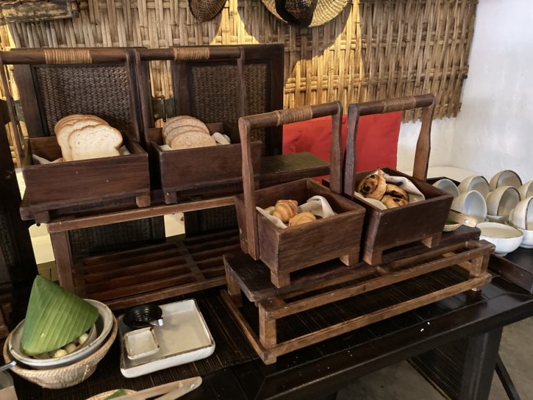 朝食パン