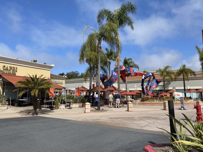 ホテルからまぁまぁ近いエリアにショッピングセンターがあり便利でした