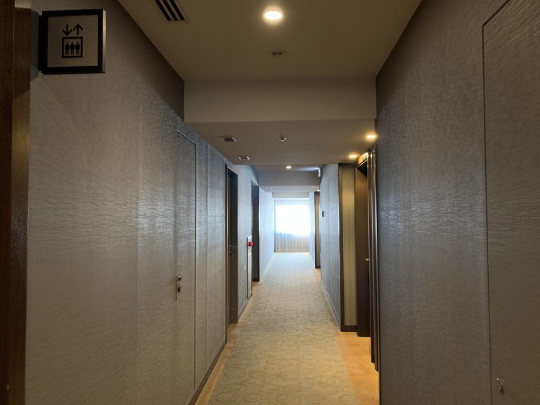 客室階廊下