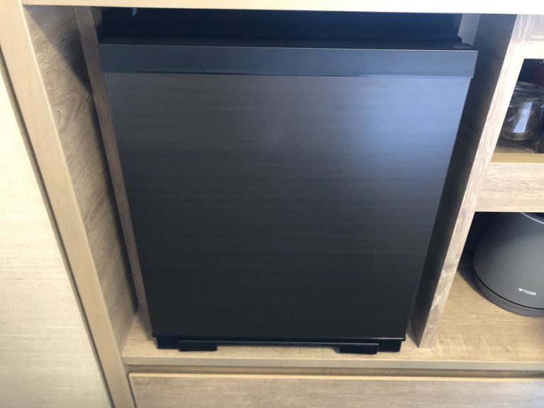 冷蔵庫(閉じた状態)