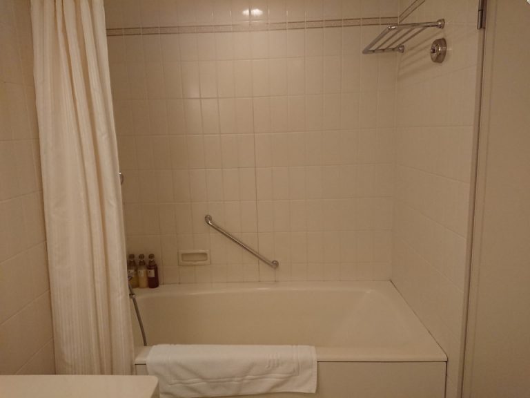 バスルーム外観