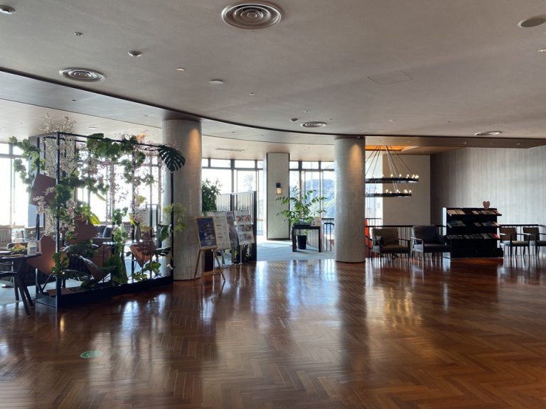 フロントロビー階 ラウンジ方向(1)