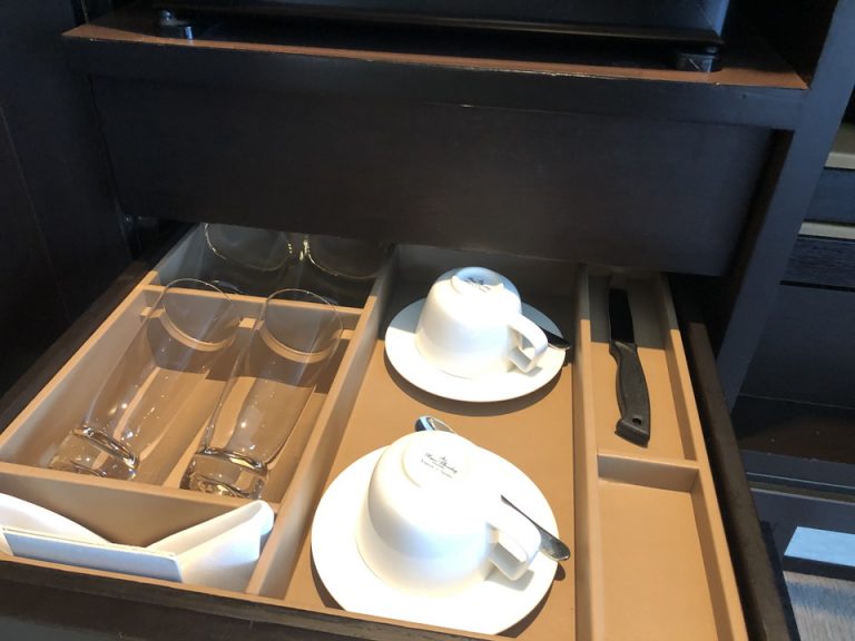 グラス・カップ