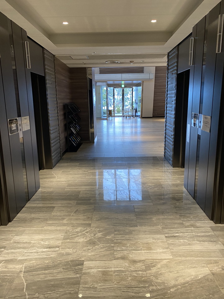 エレベーターホール 1階(1)