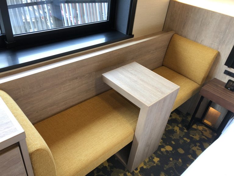 ソファー&デスク