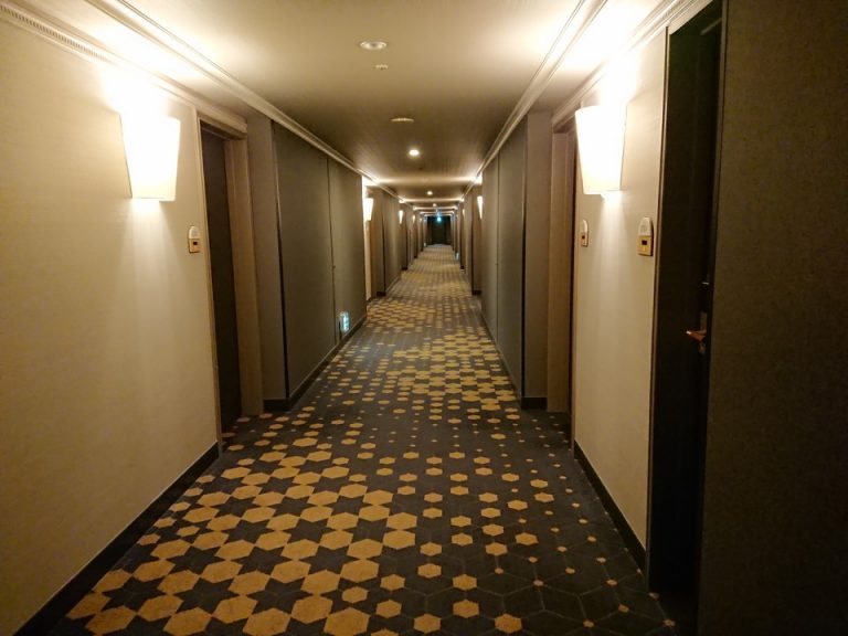 客室階廊下全体