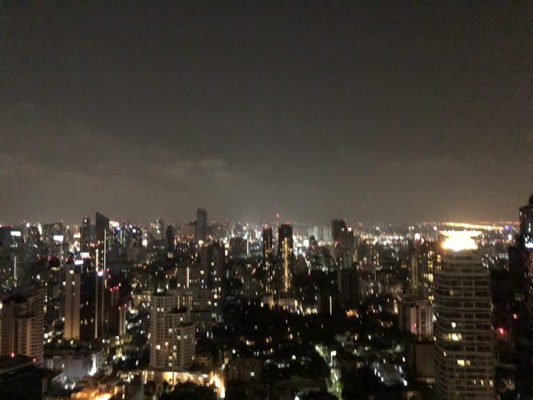 部屋から夜景