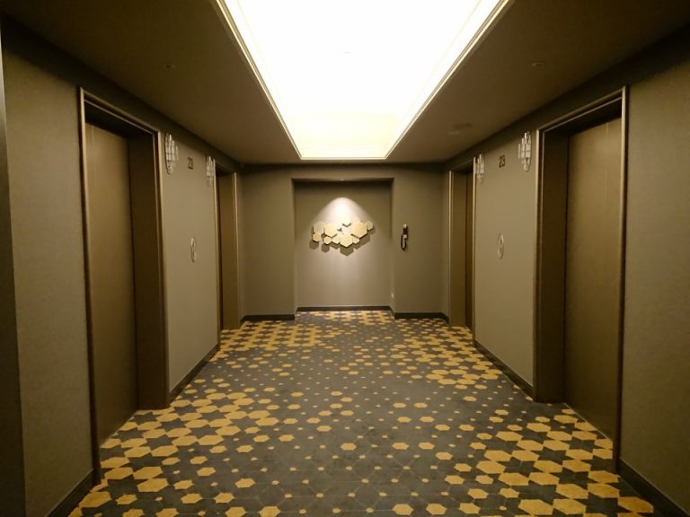 エレベーターホール客室階