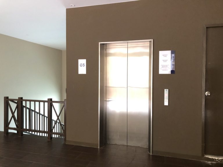 エレベーターホール客室階