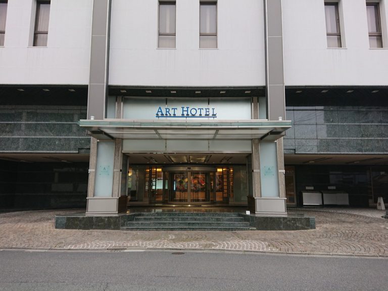 エントランス外観