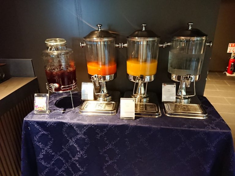 ソフトドリンクバー