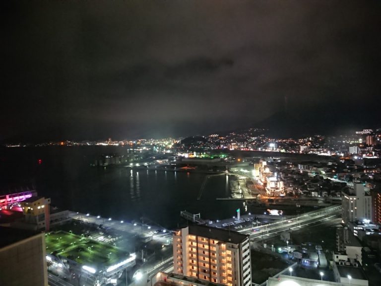 部屋からの眺望夜東側