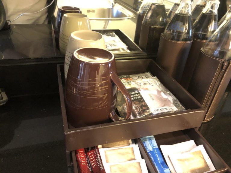 カフェ