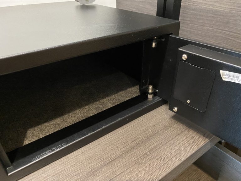 セーフティーボックス(開けた状態)です。