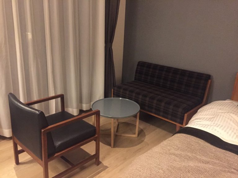 ソファーやテーブルもおしゃれでした