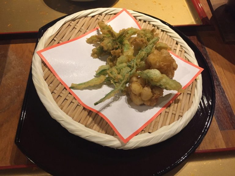 大豆とたらの芽の天ぷら