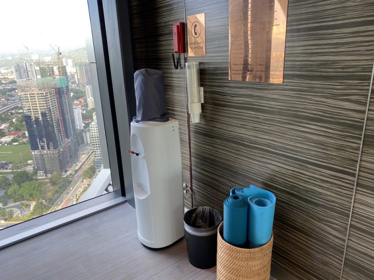 ヨガマットの貸し出しもありました。