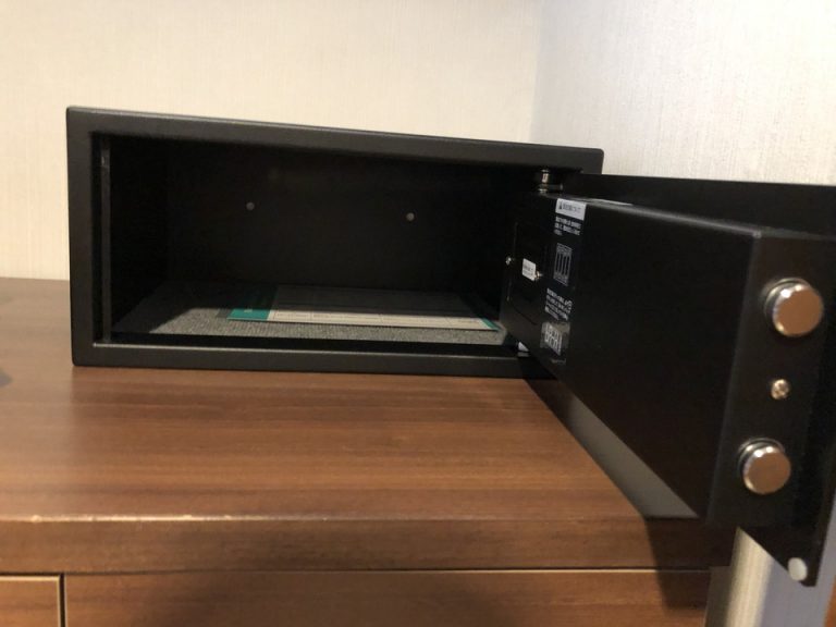 セーフティボックス(開けた状態)