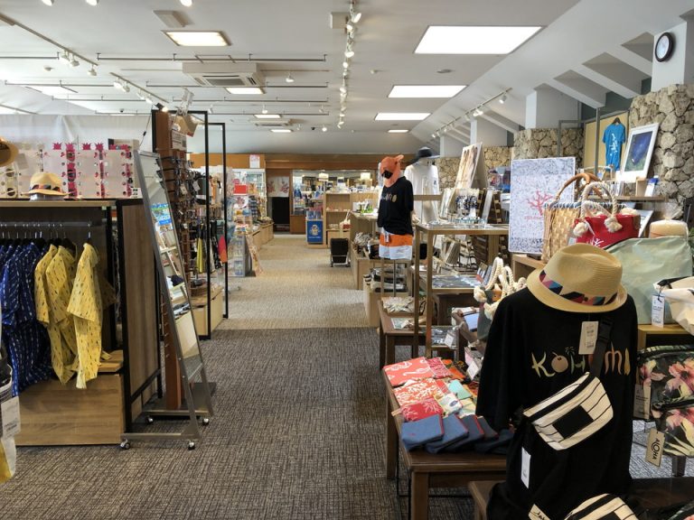 ショップ内観①