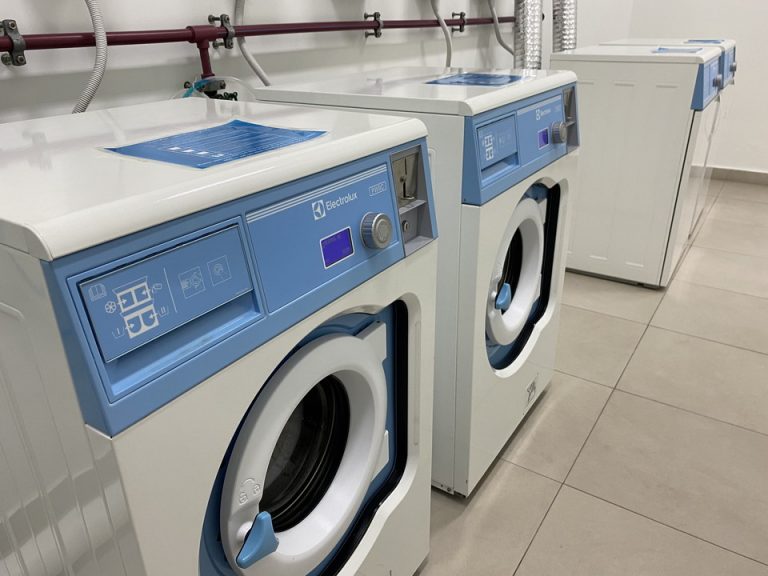 ホテル39階にはランドリーコーナーがありました。