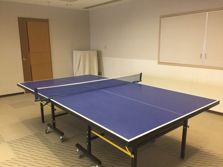 自由に遊べる卓球コーナーには卓球台が3台ありました