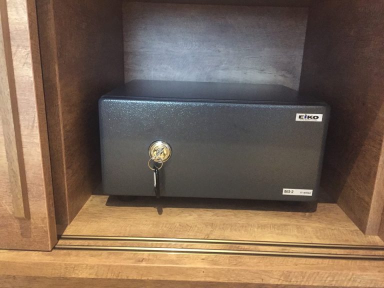 セーフティーボックス(閉じた状態)