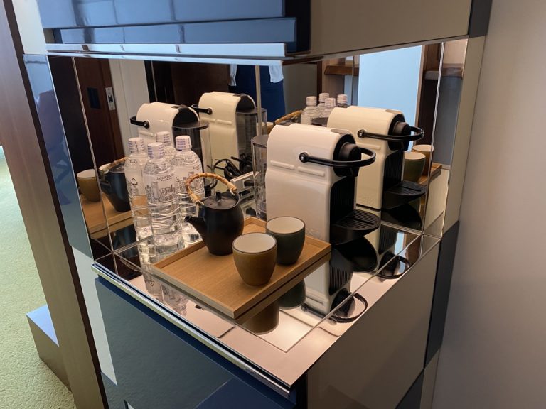 ミニバー・カフェコーナー