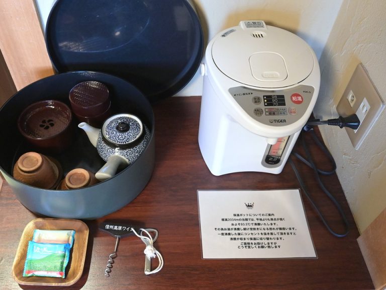 グラス・カップ