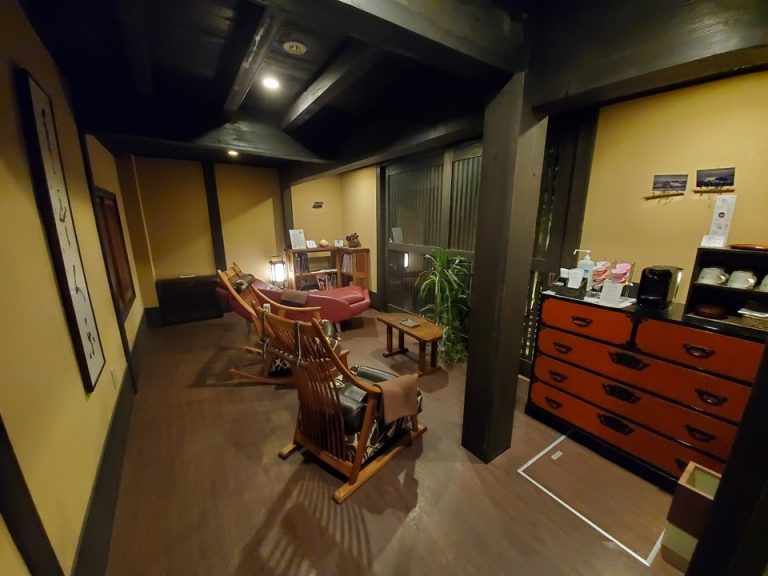 リラクゼーションルーム全体