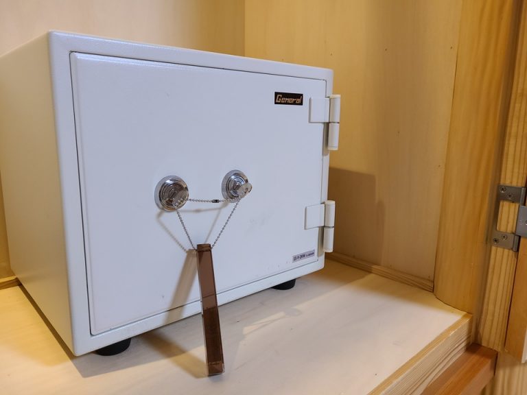 セーフティーボックス(閉じた状態)