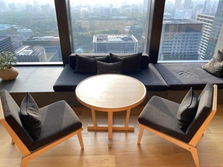 テーブル・ソファ1