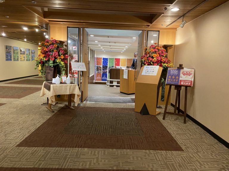 朝食会場エントランス