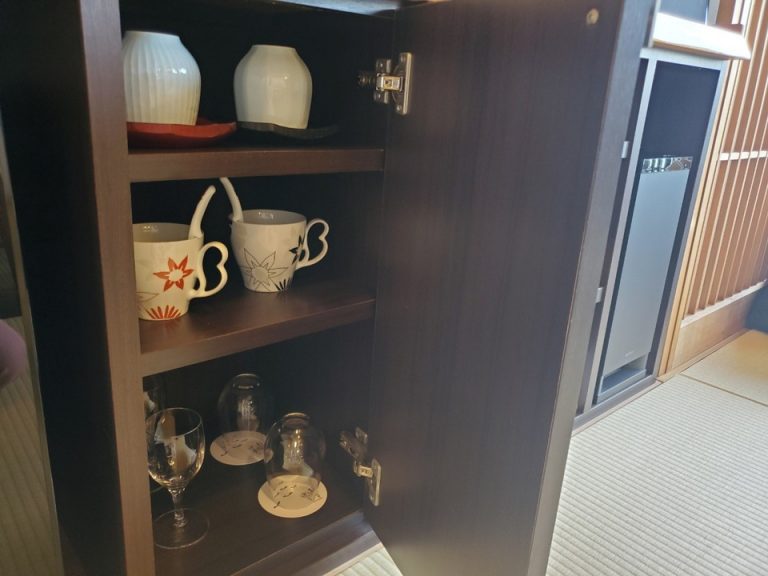 湯のみ、マグカップ、グラス