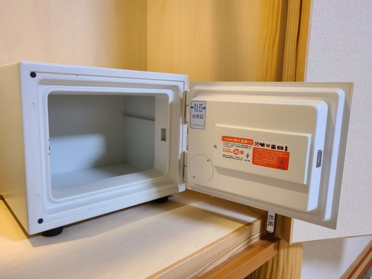 セーフティーボックス(開いた状態)