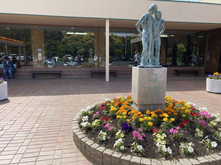 エントランス外観