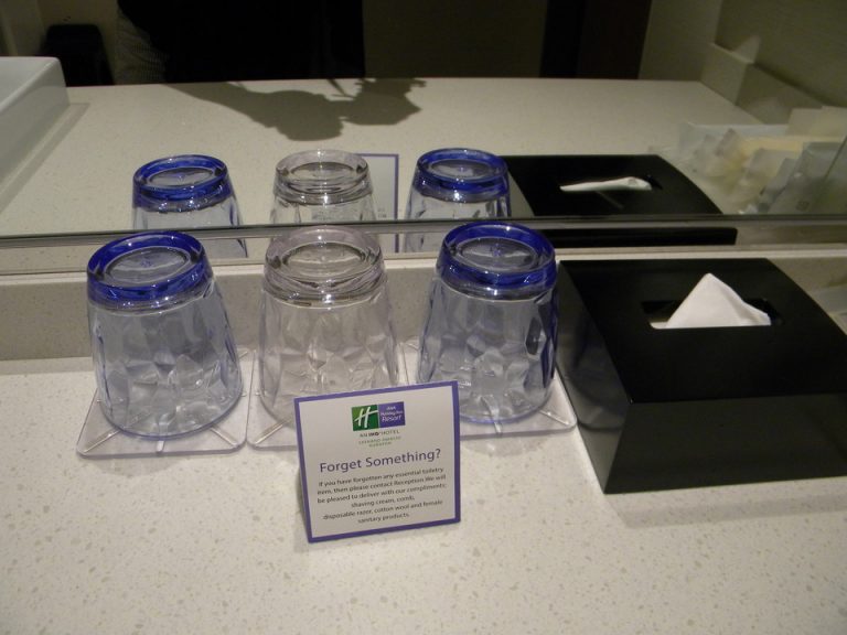 グラス・カップ(洗面台)