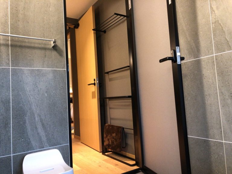 バスタブ内から入り口